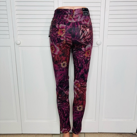 GUESS 1981 Printed Skinny Jeans Size 25 - Picture 11 of 11